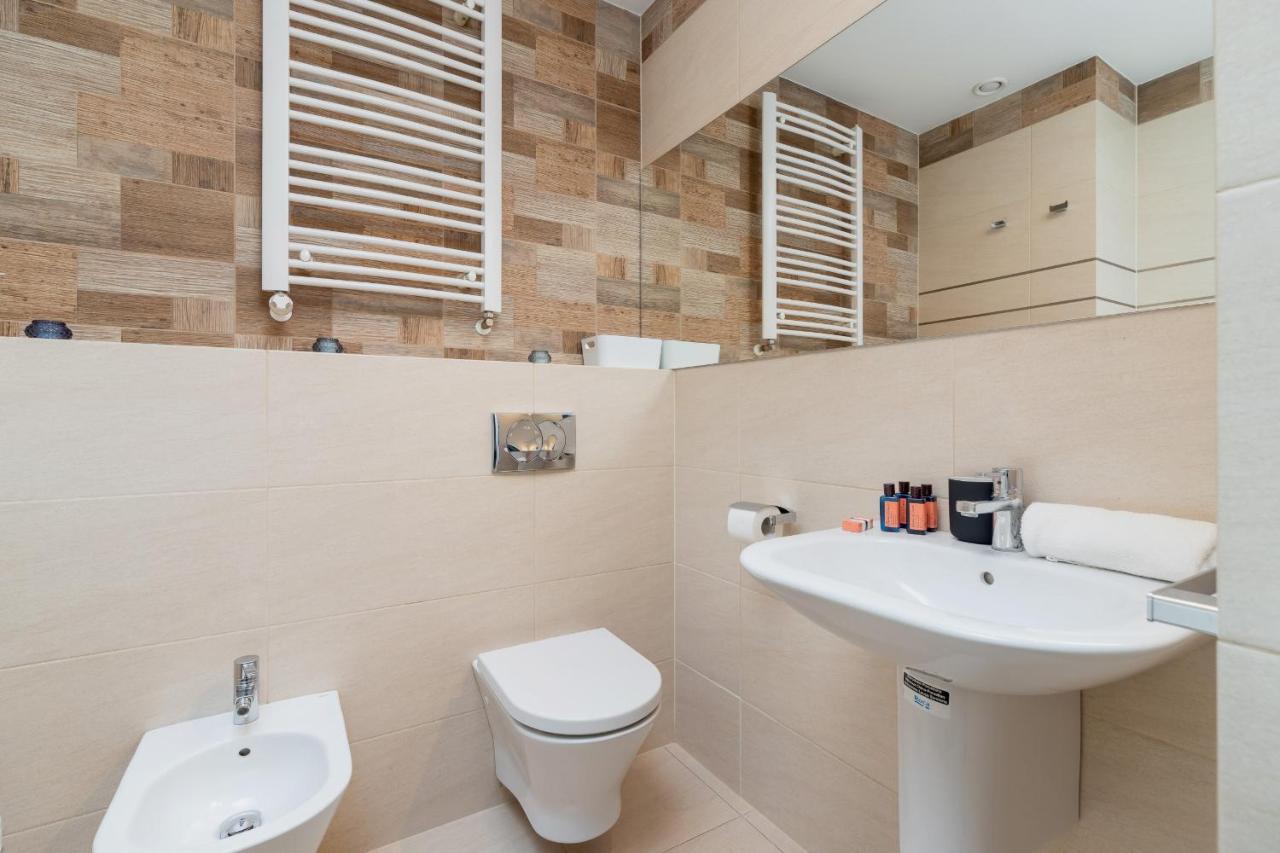 Politechnika Krakowska By Renters Prestige Appartement Krakau